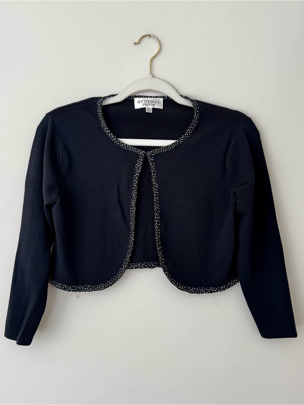 Y2K Studio I Petite Bolero Shrug Cardigan w/ Polka Dot Trim, Black – 8P (XS / S)